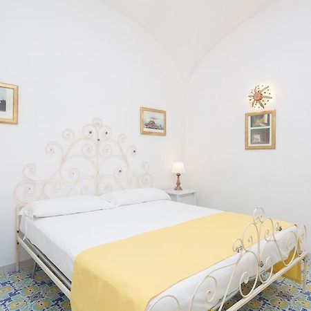 Marlin Guest House กาปรี ห้อง รูปภาพ